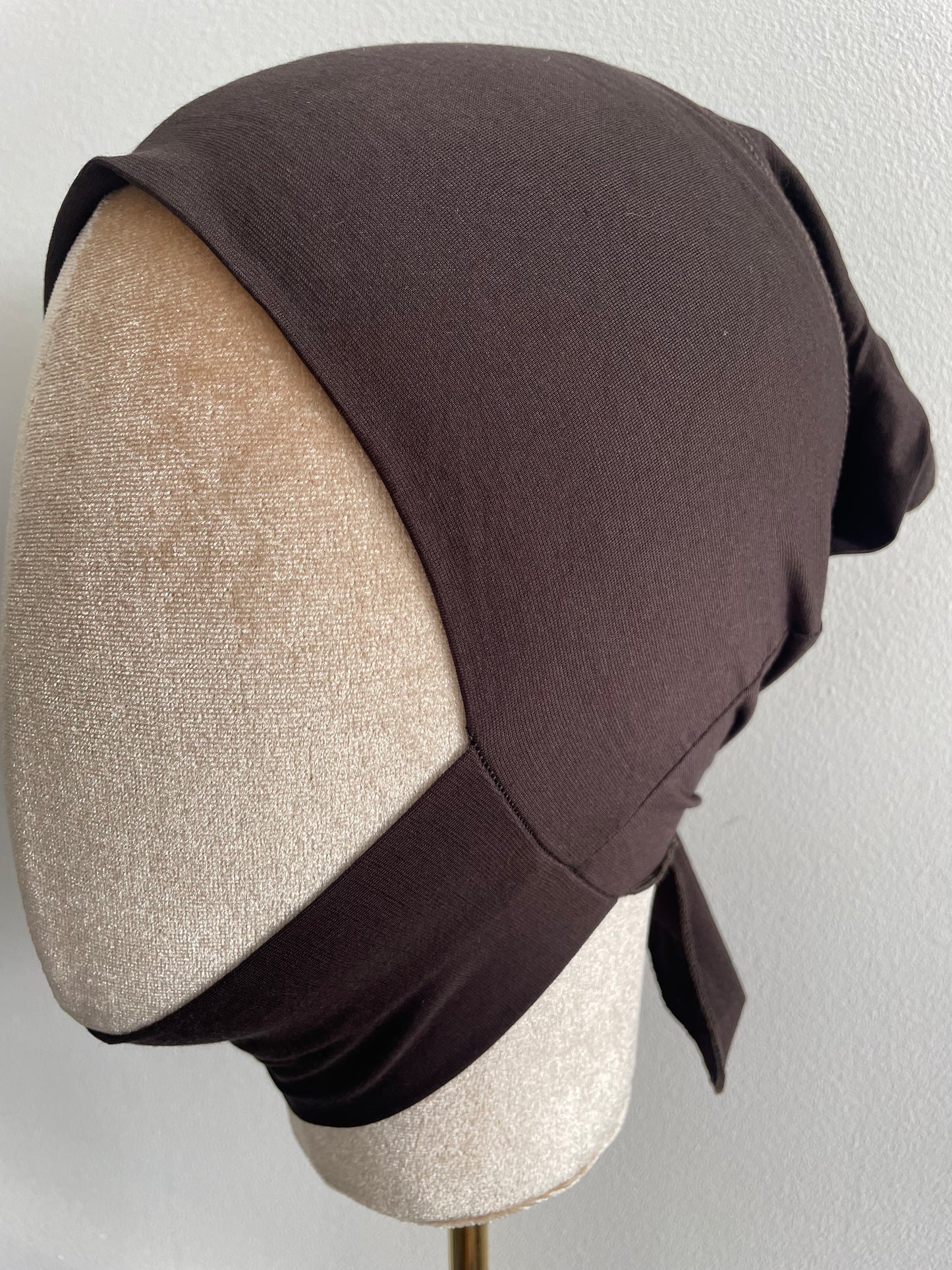Bonnet cache dessous de menton