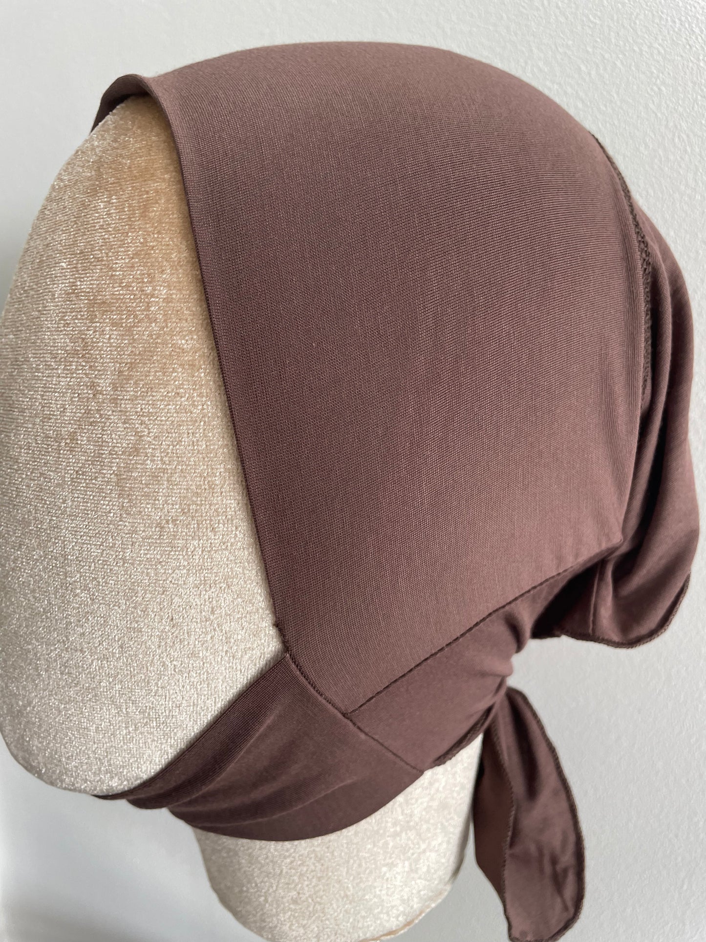 Bonnet cache dessous de menton