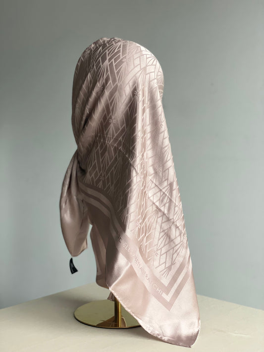 Carré de soie Franchie rose