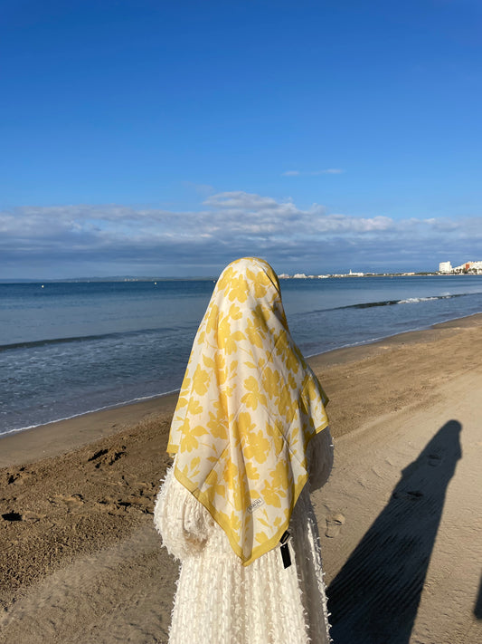 Carré MAGNOLIA Jaune