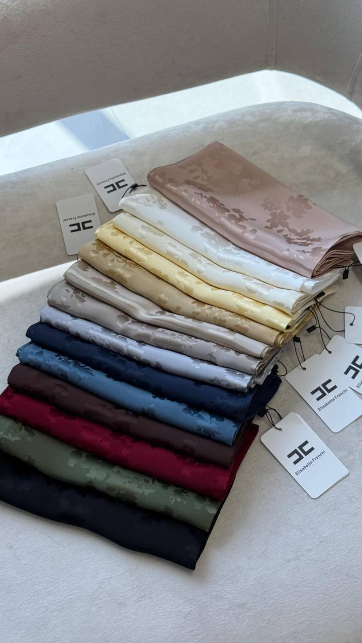 Carré de soie PRESTIGE