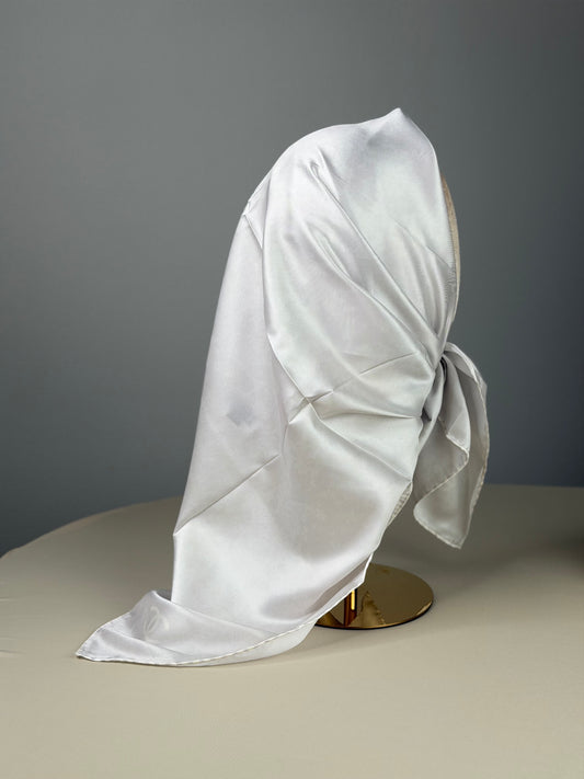 Carré de soie Blanc
