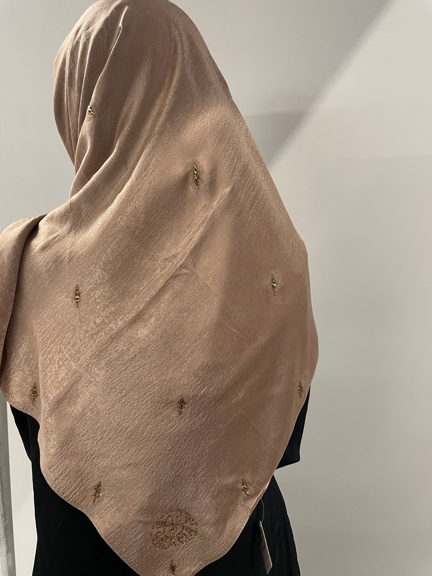 AMIRA Beige rhinestone square