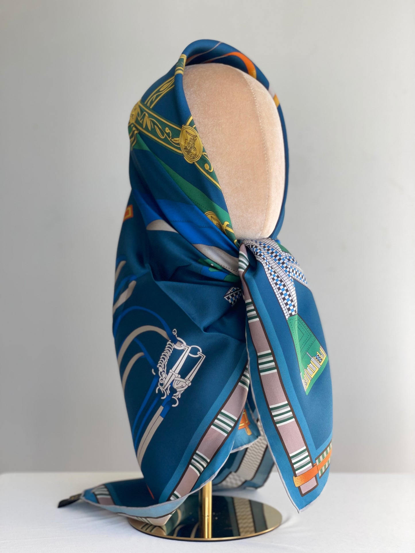 Carré de soie BELT