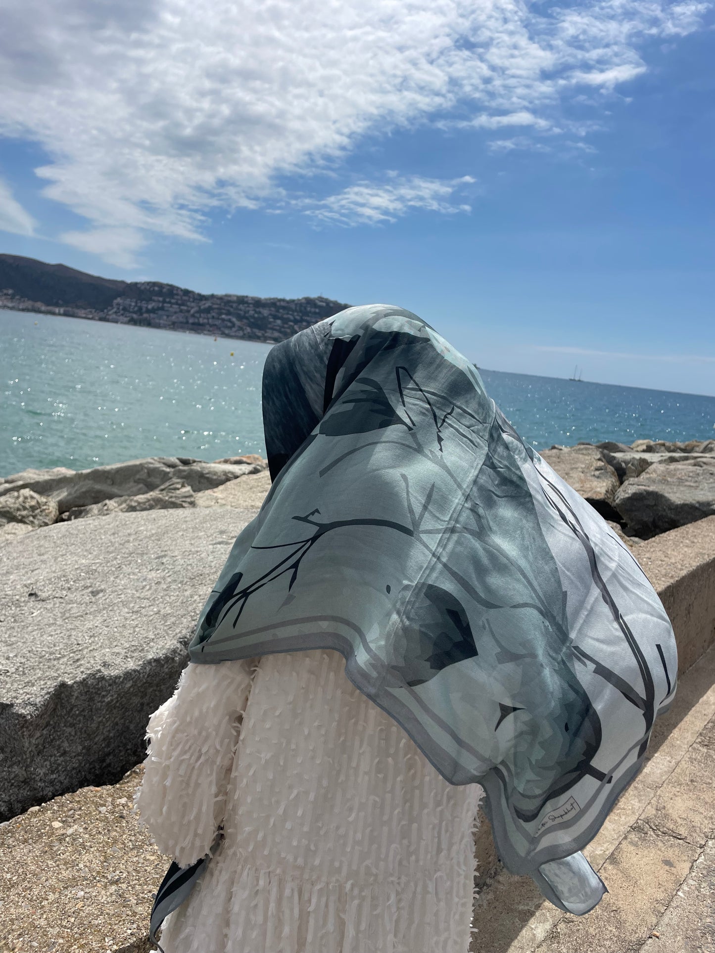 Carré Modal Vert Gris