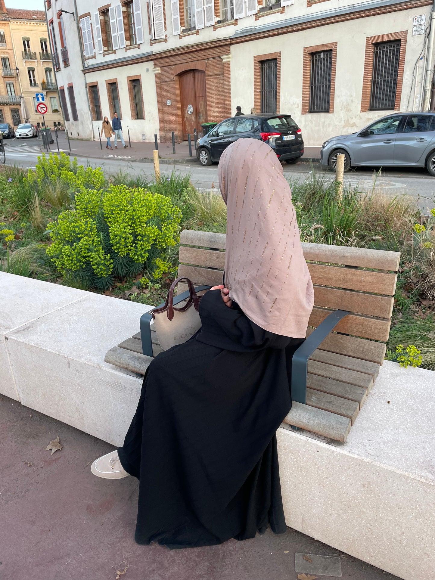 Hijab Ser-hi Sal