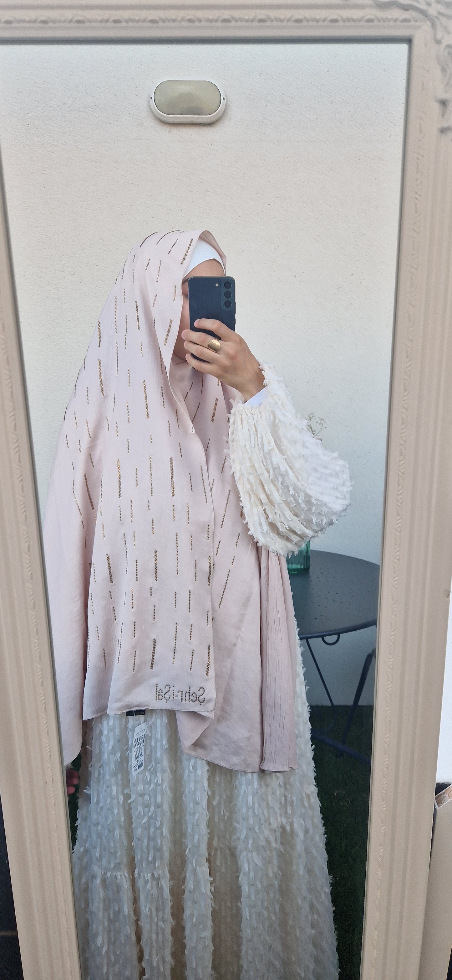 Hijab Ser-hi Sal