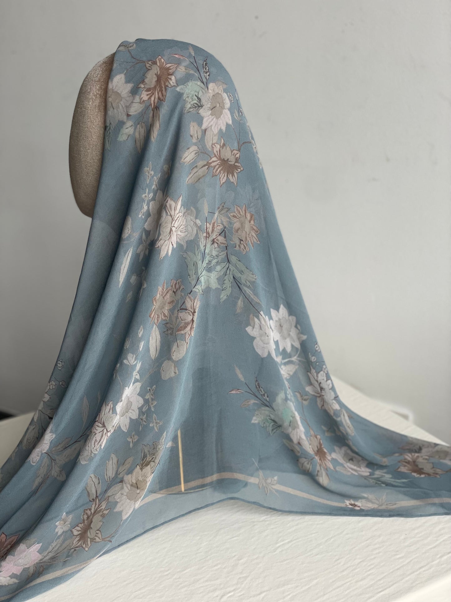 Carré Chiffon EMRA