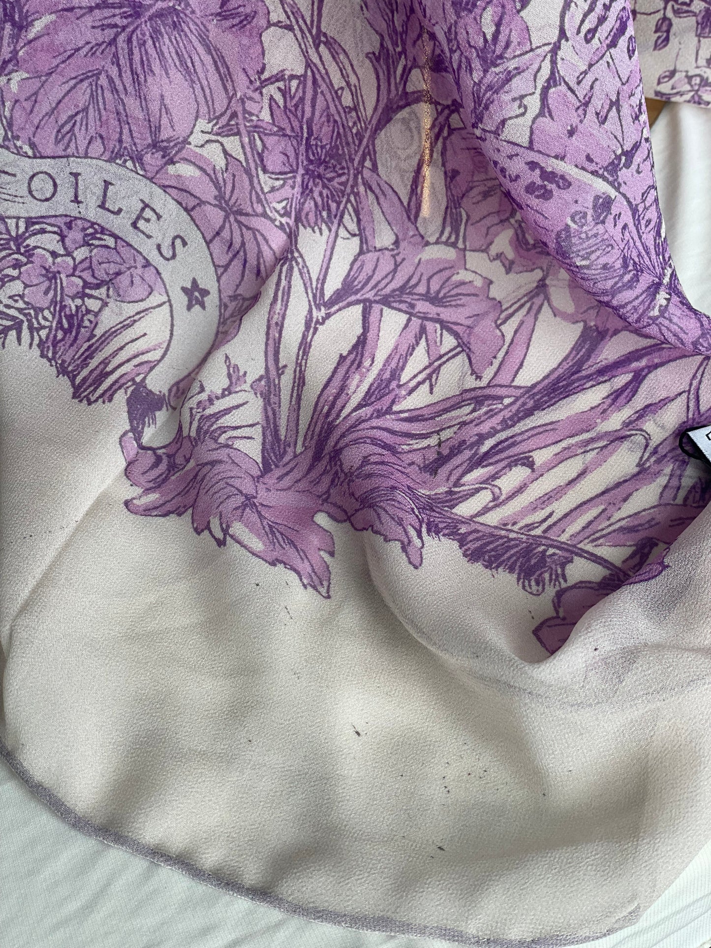 Carré Chiffon PAPILLON Rose (très petits défauts)