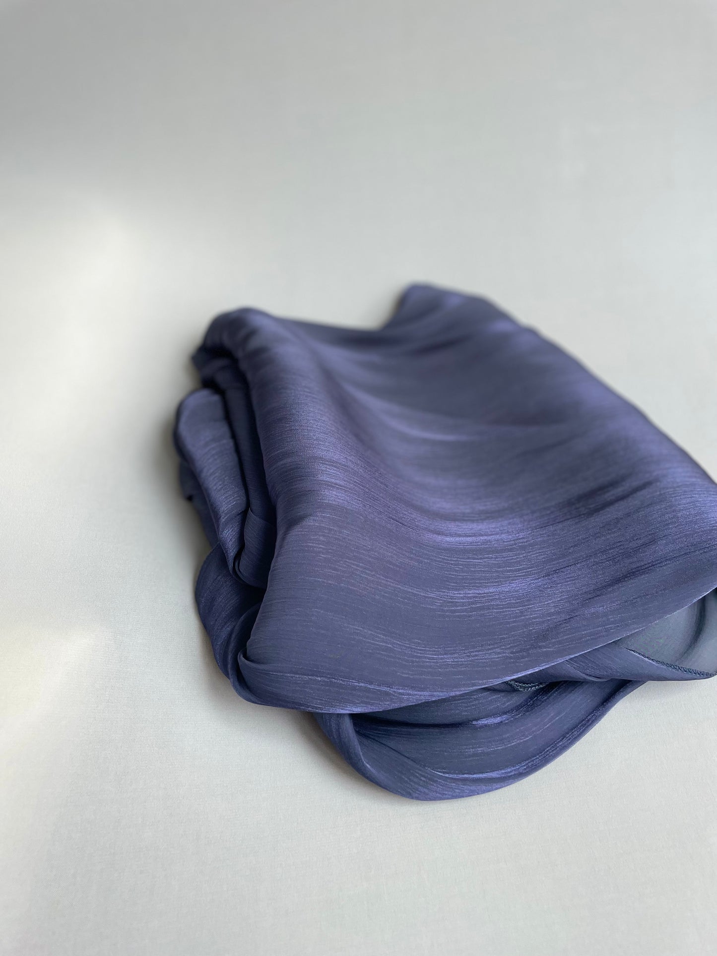 Organza de soie Bleu violine