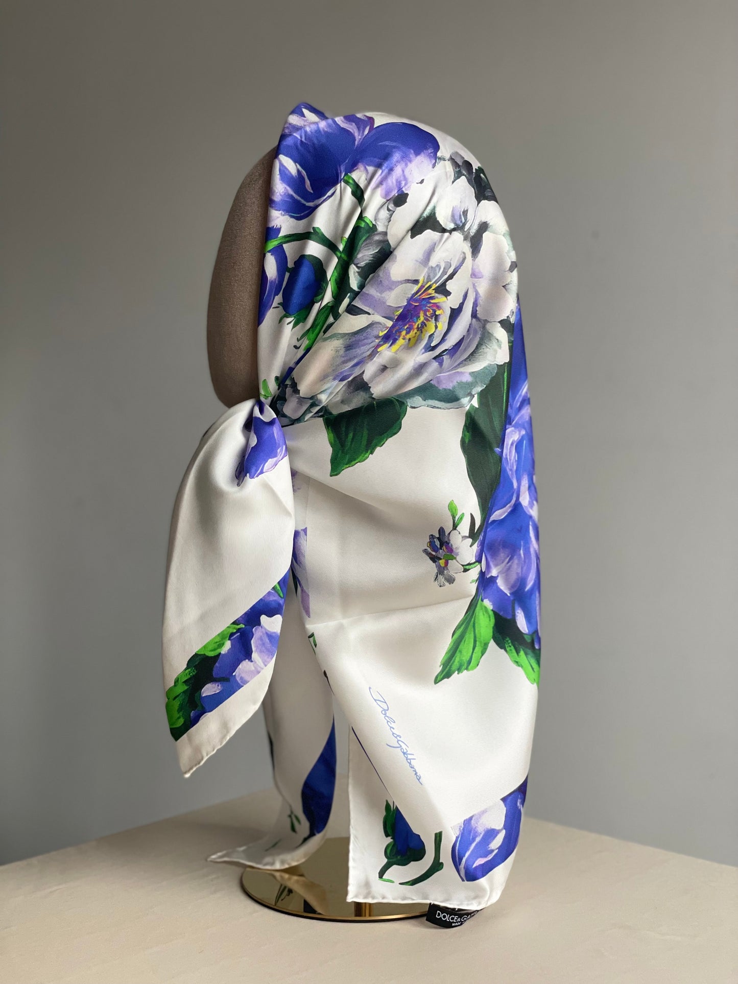 Carré de soie DG violet
