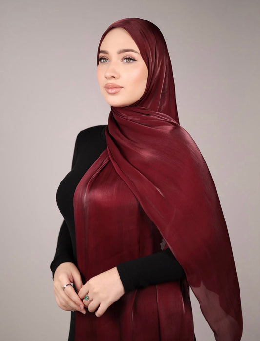 Bonnet intégré - Organza de soie bordeaux