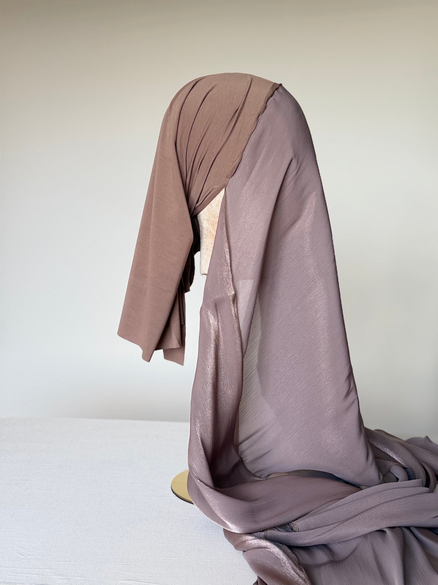 Organza de soie Taupe avec Bonnet