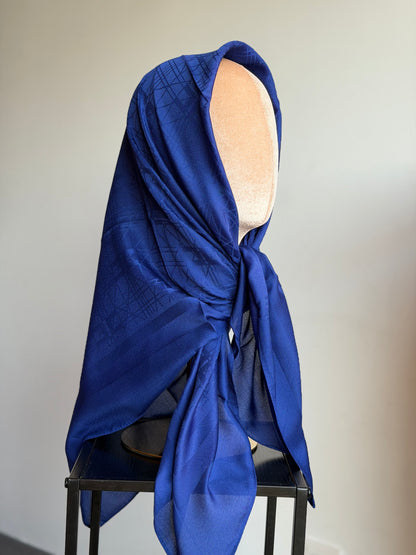 Carré bleu électrique