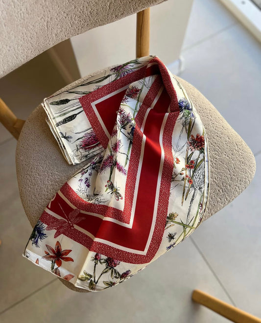Red silk square