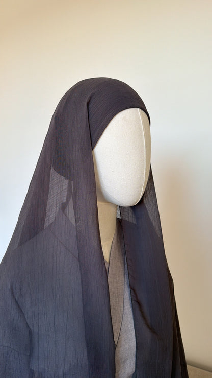 Mousseline crêpe avec bonnet intégré