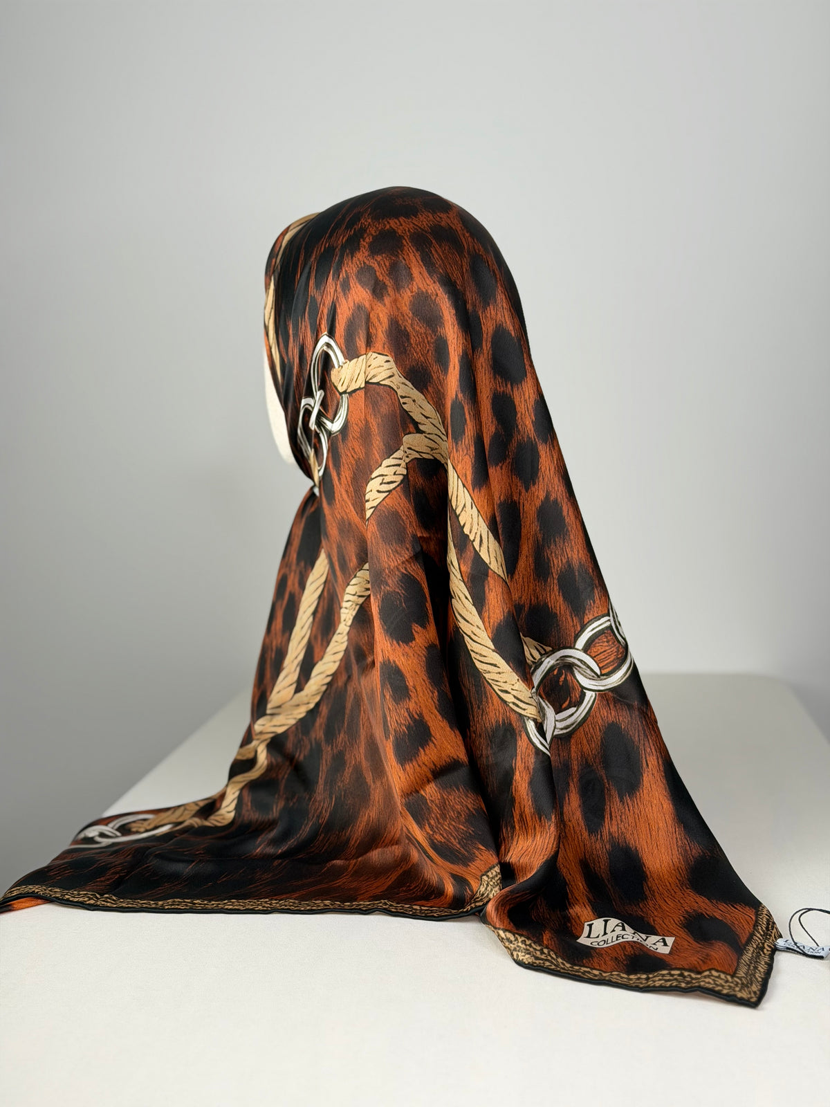 Carré fluide PANTHÈRE brown