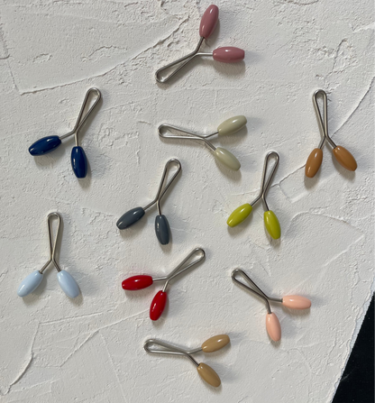 MIA cherry clip
