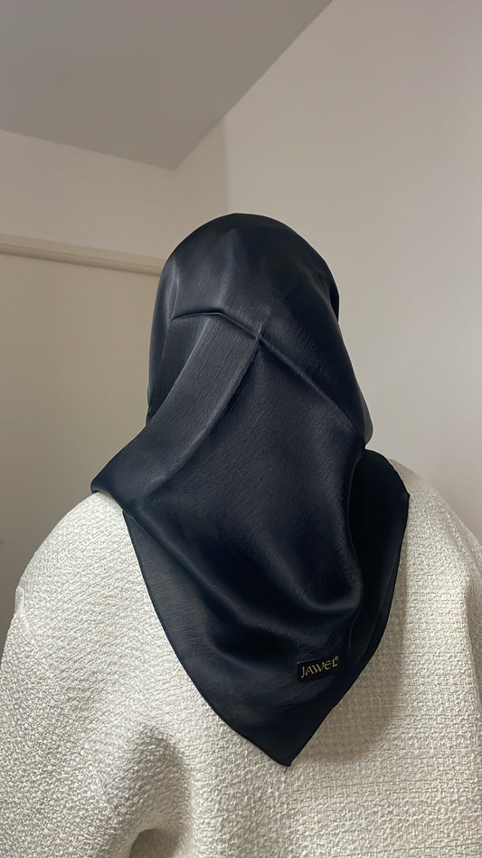 Jawel black square scarf