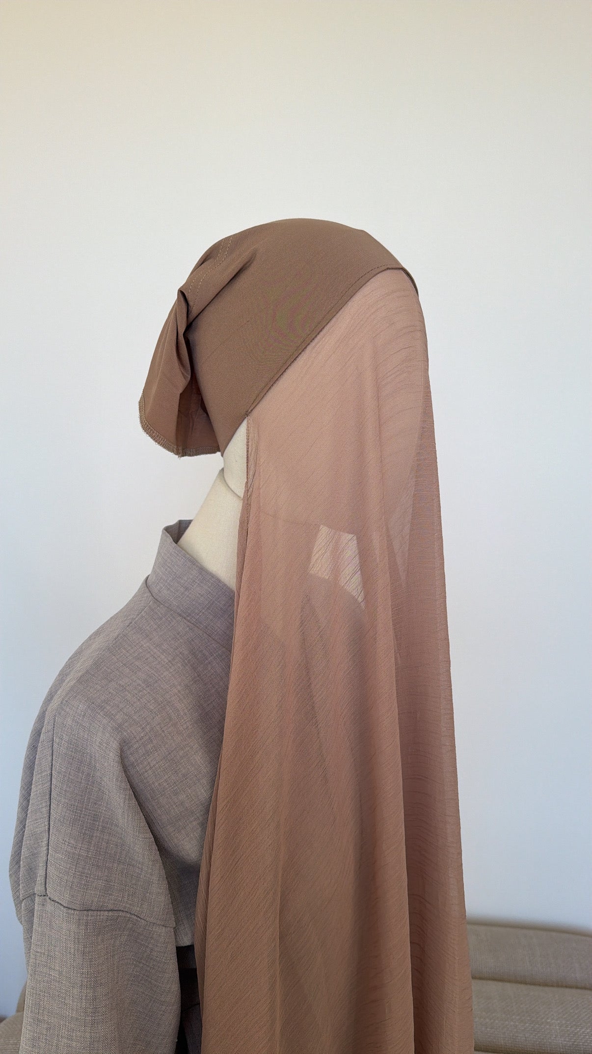 Mousseline crêpe avec bonnet intégré
