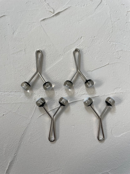 INA cherry clip