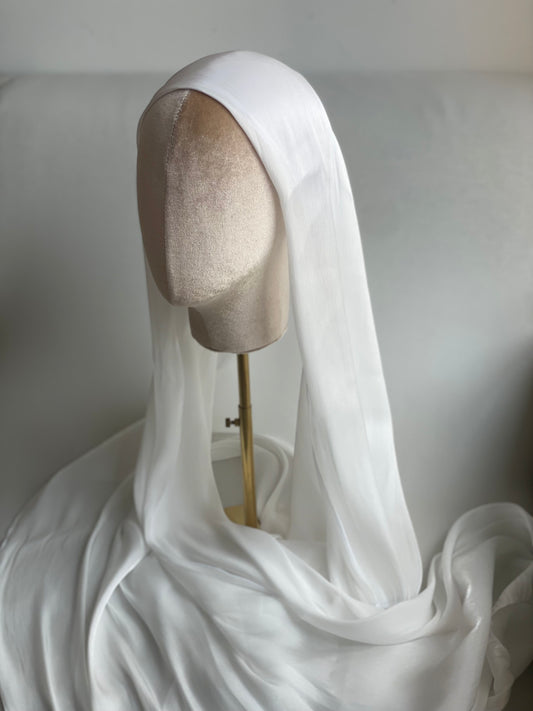 Organza de soie Blanc avec Bonnet