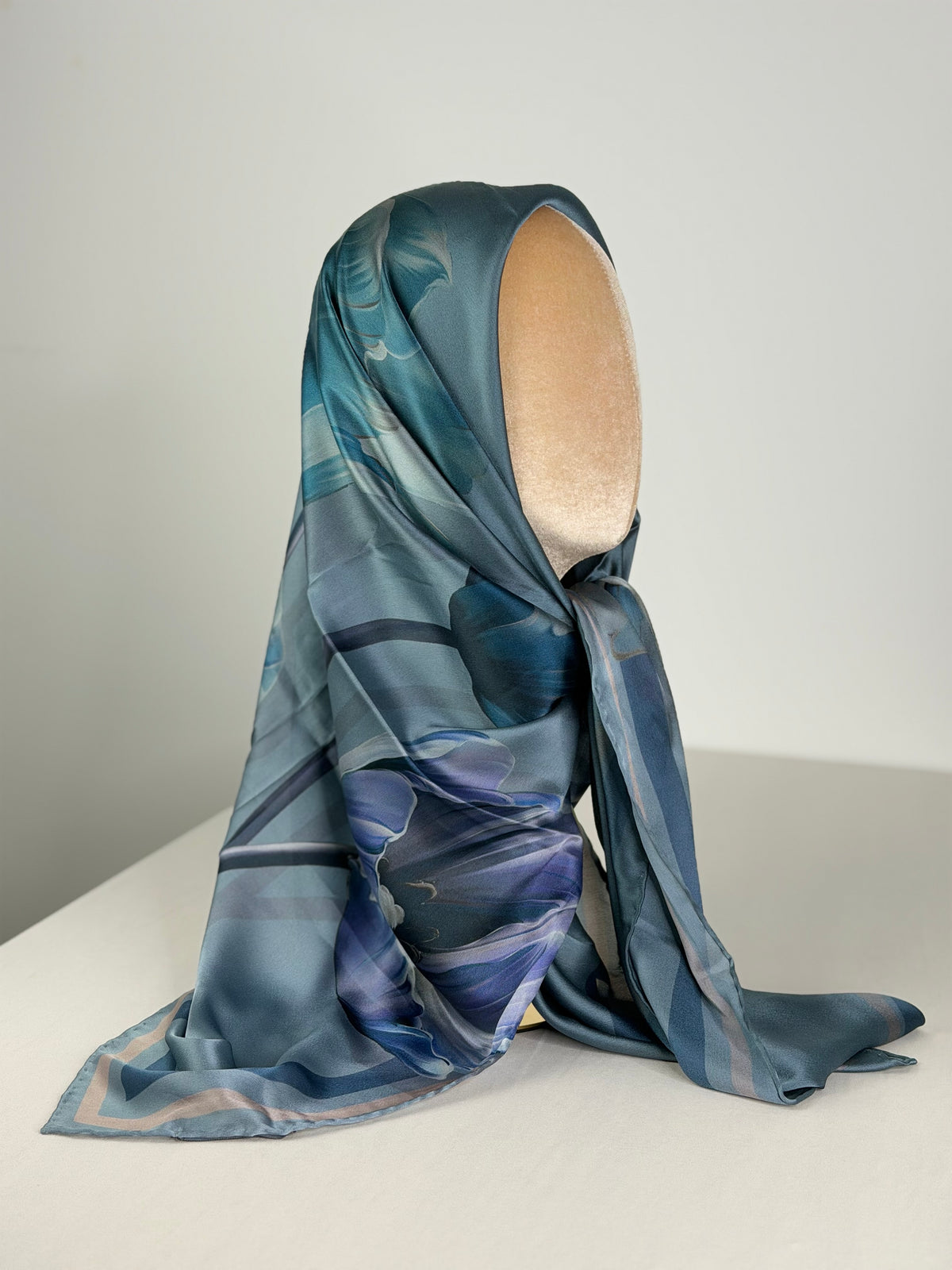 Carré fluide DUCHESSE Bleu