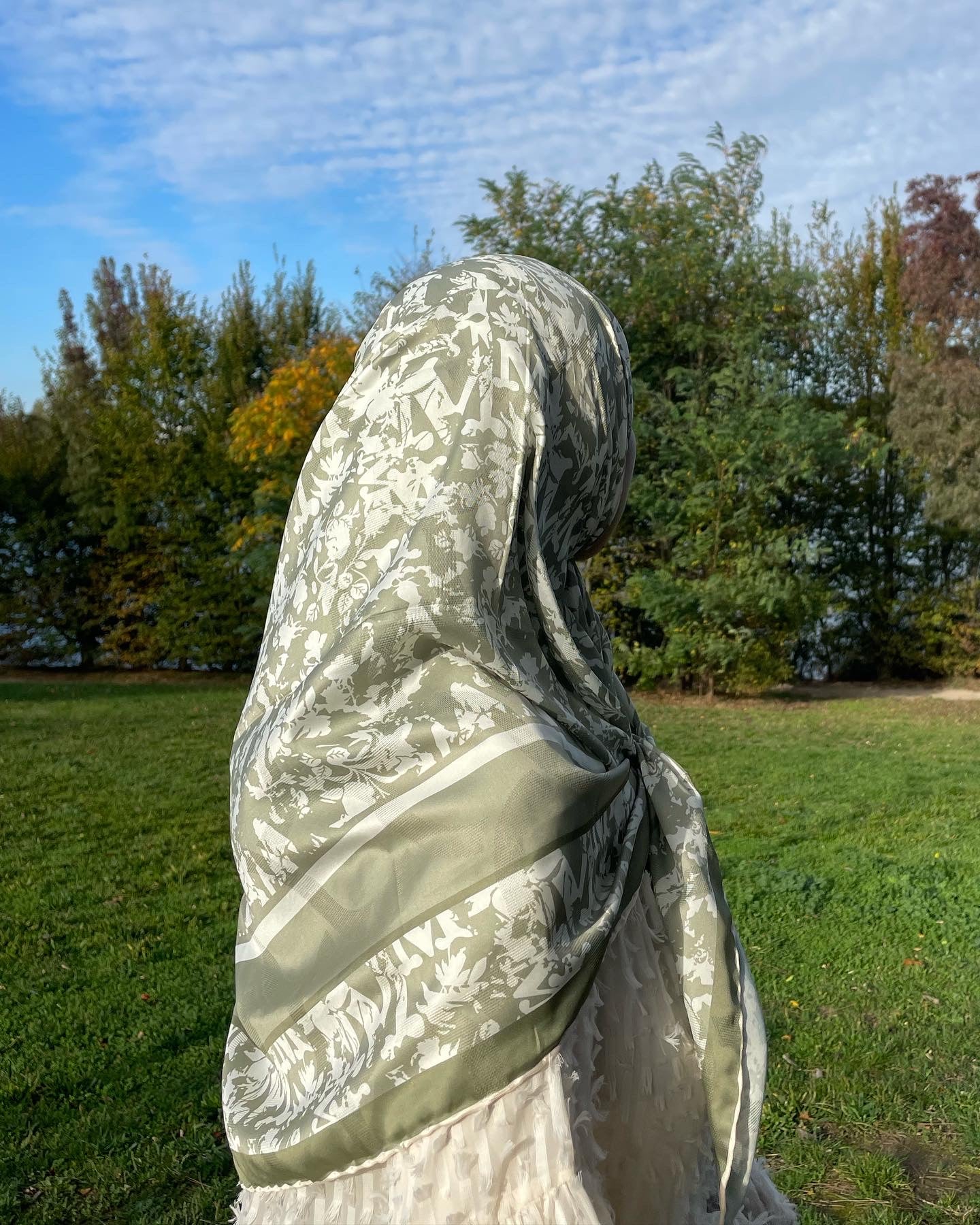 MM green square scarf