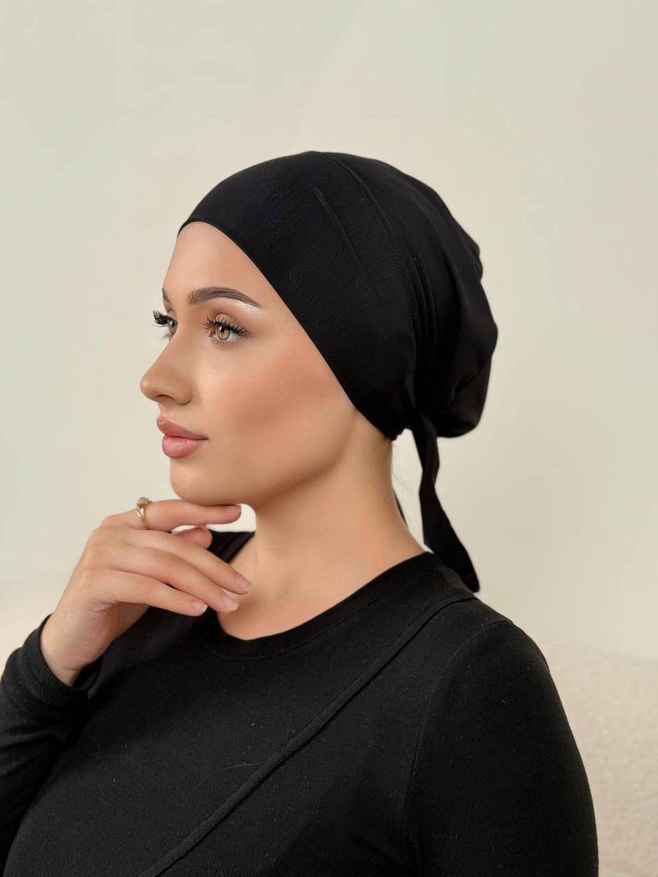 Bonnet fermé à nouer en Jersey du Caucase Noir