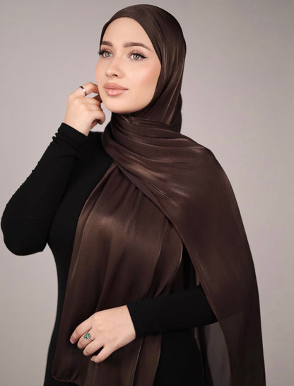 Organza de soie cappuccino avec Bonnet